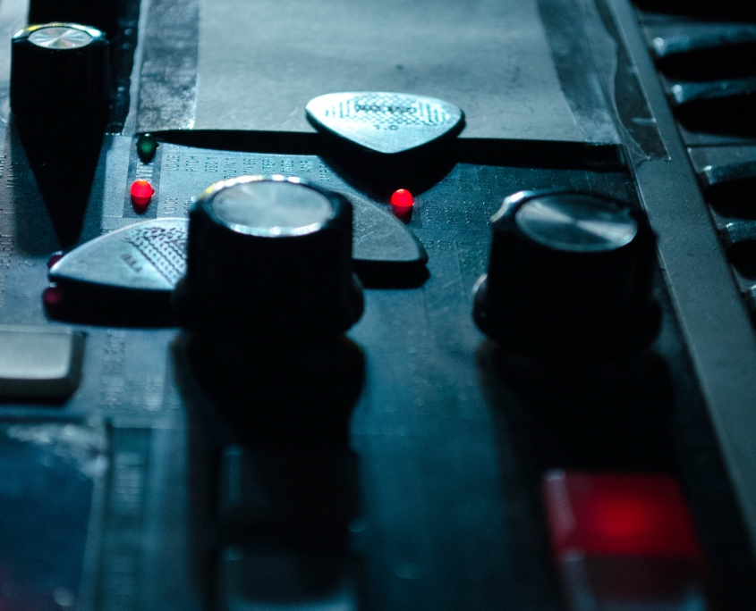 Keys mit Plektren Keys mit Plektren